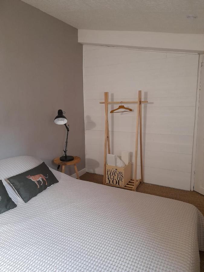 B&B Chambres "Chez Meme Germaine" Caramany Екстериор снимка
